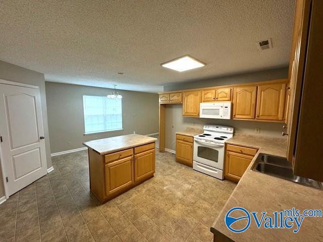 Foto del edificio - 6321 Banks St NW