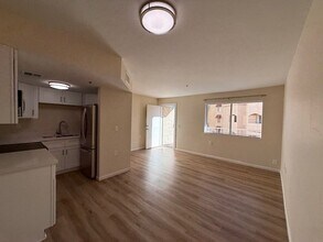 Building Photo - 12221 W Bell Rd