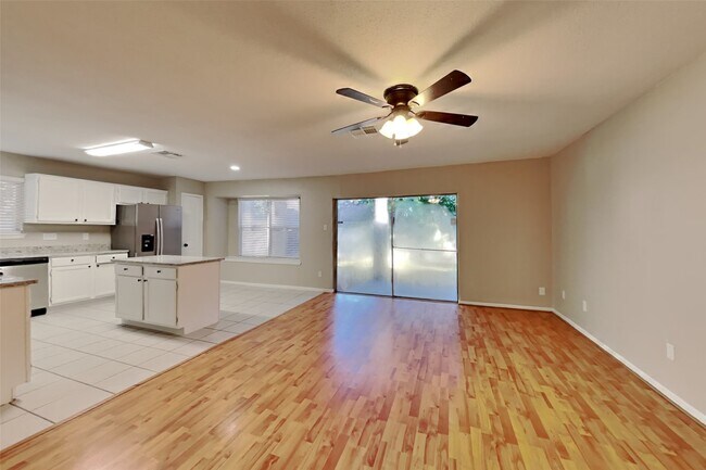 Building Photo - 6910 Norvara Trail
