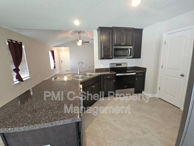 Foto del edificio - 1285 Mills Ave