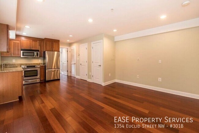 Building Photo - 1354 Euclid St NW
