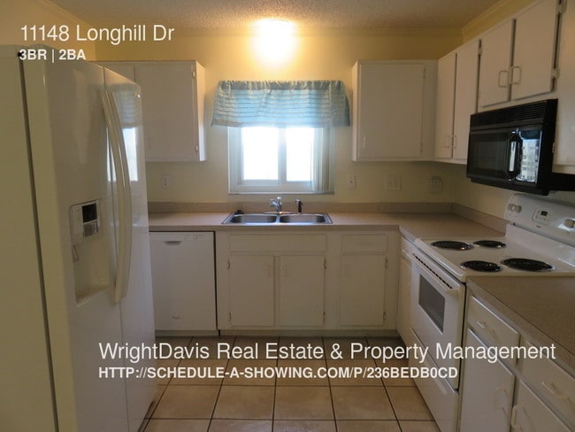 Foto del edificio - 11148 Longhill Dr N