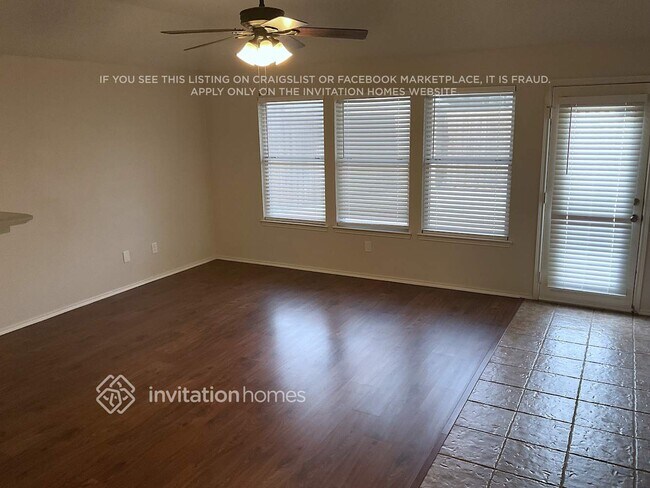 Foto del edificio - 1405 Country Ln