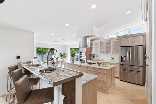 Foto del edificio - 795 Camino Lakes Cir