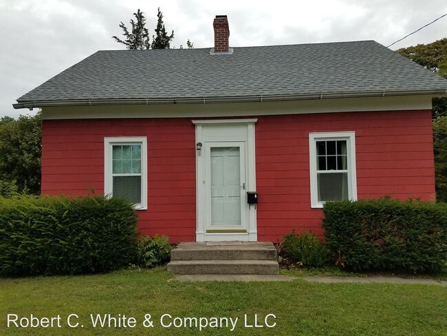 Building Photo - 2 br, 1.5 bath House - 6 Pratt Road