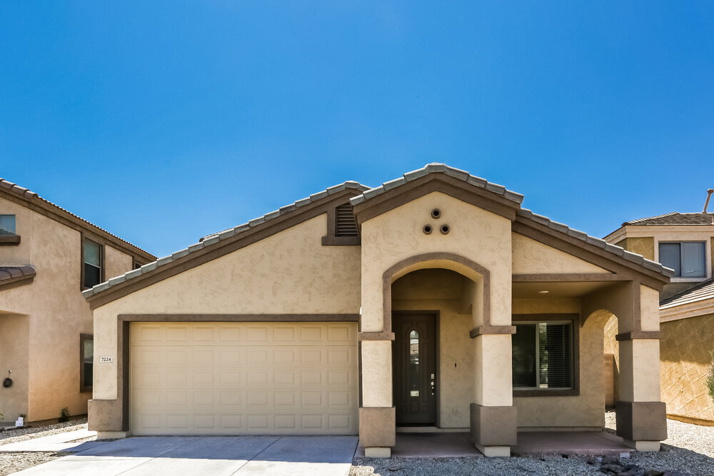 Primary Photo - 7224 S 56th Ln