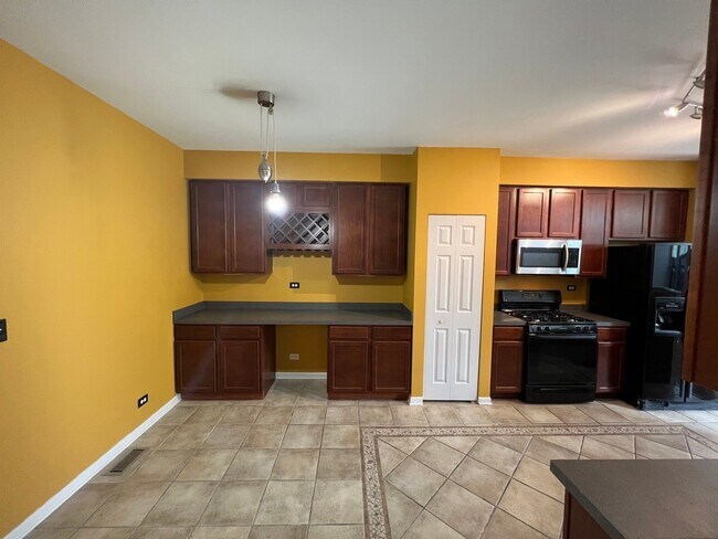 Foto del edificio - 6924 Clearwater Dr