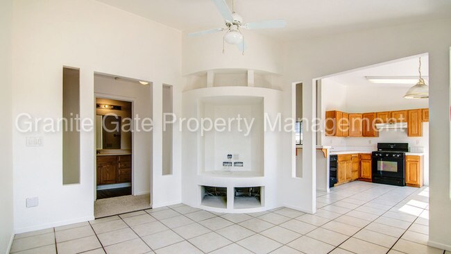 Foto del edificio - Elk Grove - lease option available