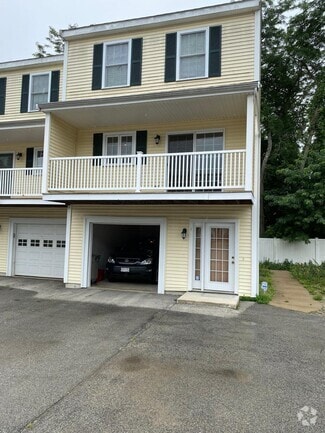 Building Photo - 67 Princeton St