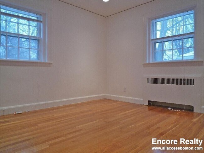 Foto del edificio - 75 Wyman St