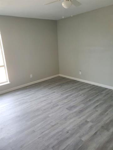 Foto del edificio - 6756 Trail Lake Dr