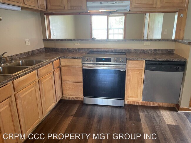 Building Photo - 2 br, 1 bath House - 1609 W. 11th St.