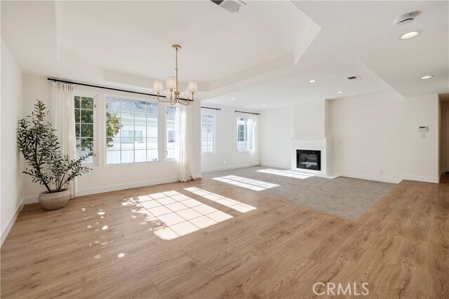 Foto del edificio - 1504 N Poinsettia Ave