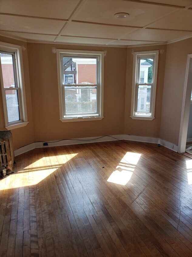 Living Room - 6 Elm St