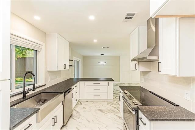 Foto del edificio - 4112 Barnsley Ct