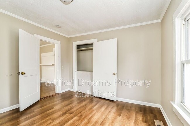 Foto del edificio - 3813 Southdale Ave