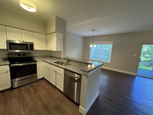 Foto del edificio - 10000 SW 52nd Ave