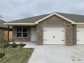 Building Photo - 2412 Alterman Dr