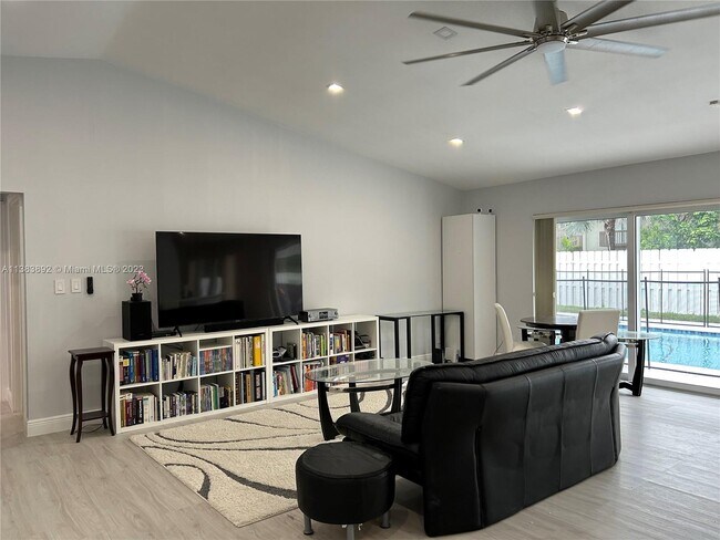 Foto del edificio - 11121 SW 110th Rd
