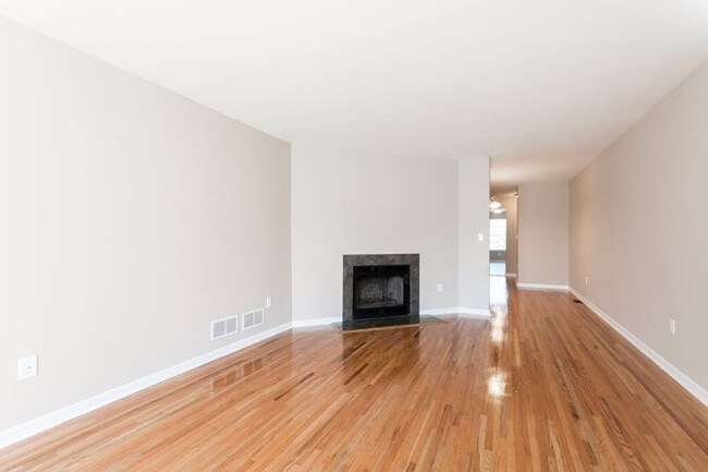 Crown Court Apartments in Basking Ridge NJ Apartments com Crown Court Apartments in Basking Ridge NJ Apartments com