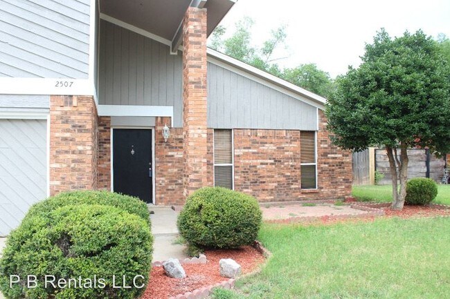 Foto del edificio - 2507 NE Turtle Creek Dr