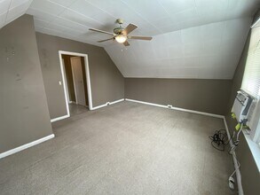 Building Photo - 172 Sanford Ave S