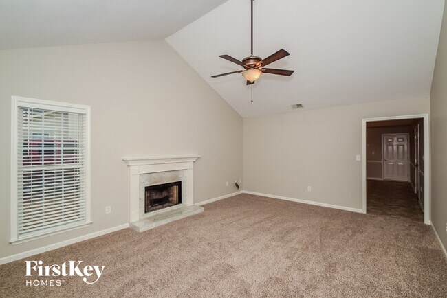 Building Photo - 6296 Russet Landing Cir