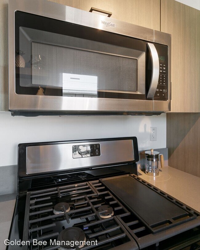 Foto del edificio - 2918-2922 Hauser Blvd