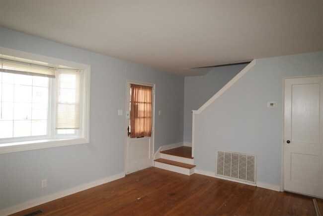 Building Photo - 1510 Randolph Ave SE