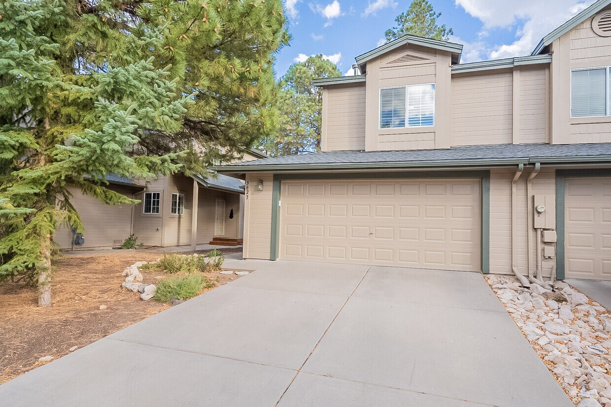Foto principal - 3827 S Ox Bow Loop