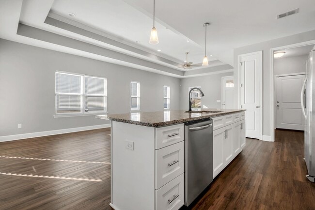 Building Photo - 4497 River Breeze Ln