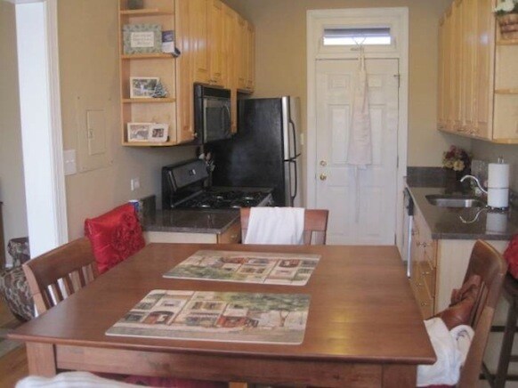 Foto del edificio - 611 1/2 W Arlington Pl