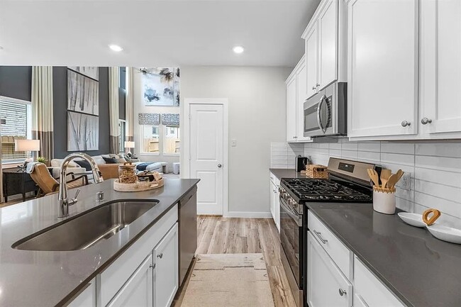 Foto del edificio - 17035 Jasmine Cottage Dr