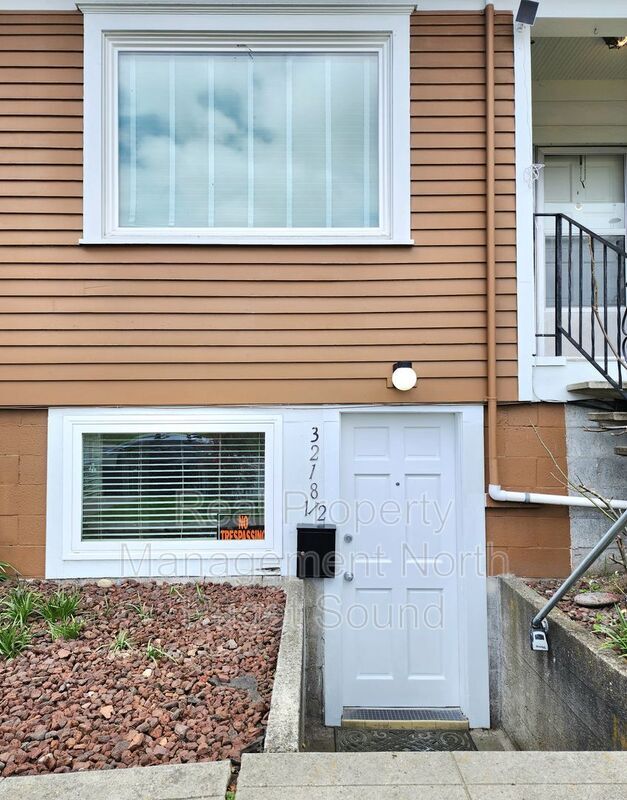 Foto del edificio - 3218 Rucker Ave
