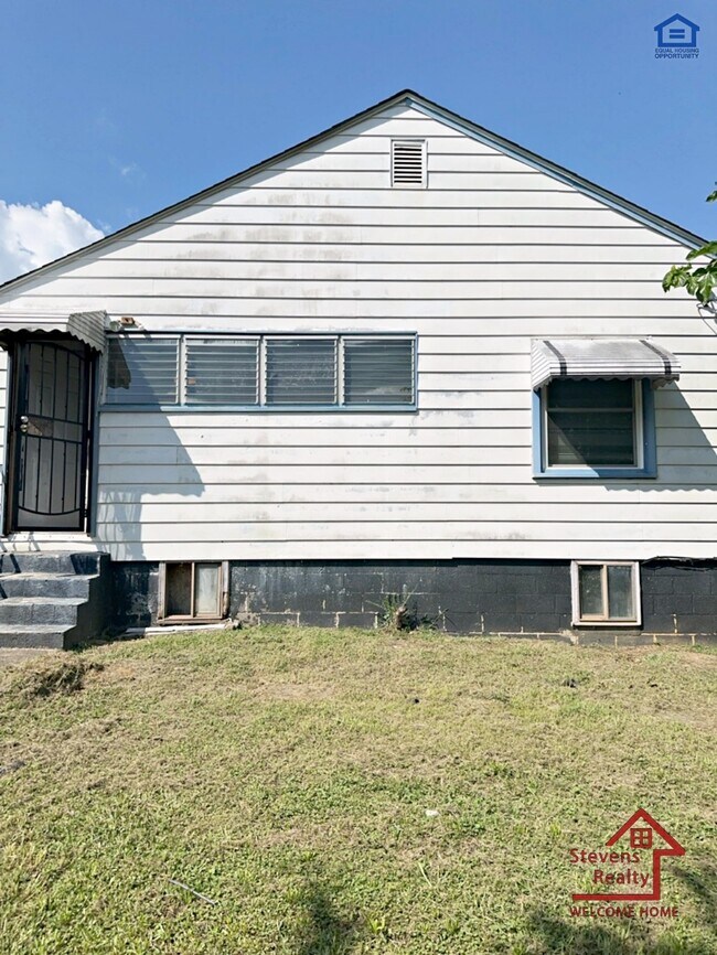 Foto del edificio - 2018 Walker Ave