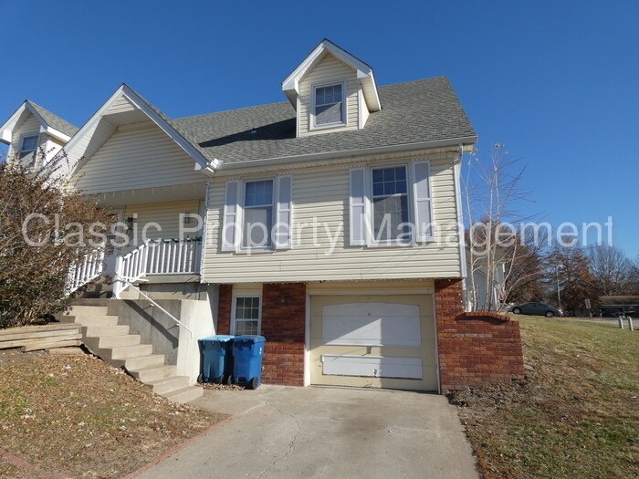 Primary Photo - Kearney 3 bedroom duplex!