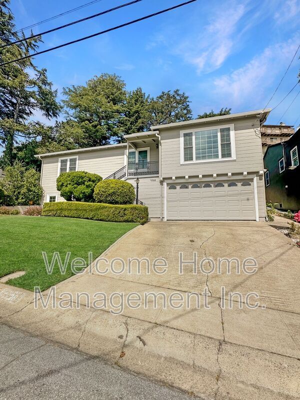Foto principal - 1228 Sandelin Ave