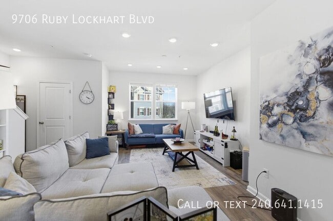 Foto del edificio - 9706 Ruby Lockhart Blvd