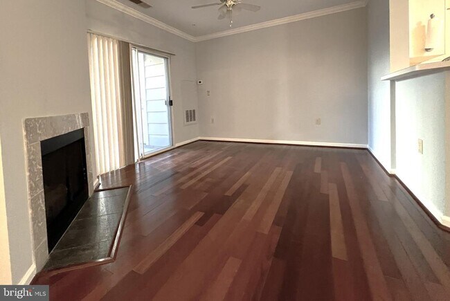 Foto del edificio - 12919 Alton Square