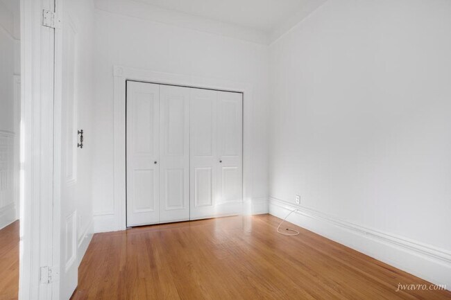 Foto del edificio - 372 27th St