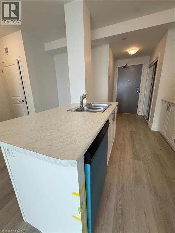 Building Photo - 461 Green Rd