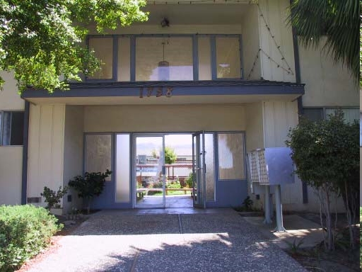 Entrance - Blossom Hill Garden Apartments