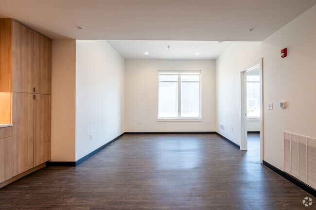 1HAB, 1BA - 650 ft² - Noles Court