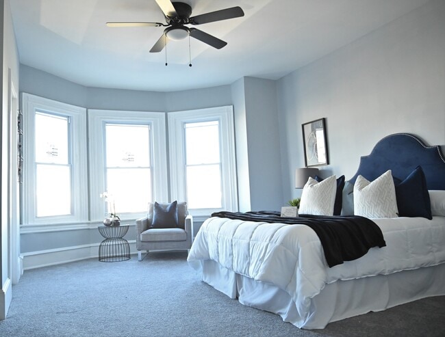 Bedroom - 5548 Cedar Ave