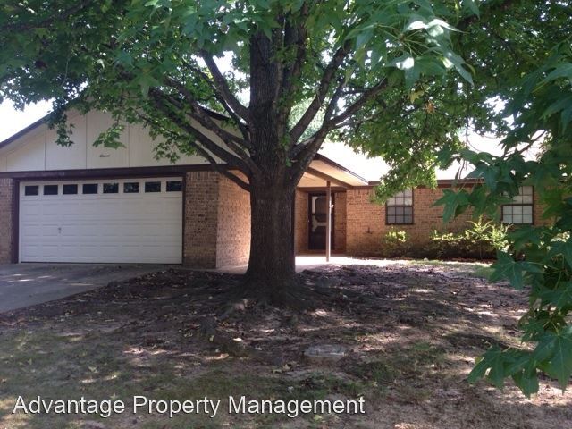 Primary Photo - 3 br, 2 bath House - 11 Northwood