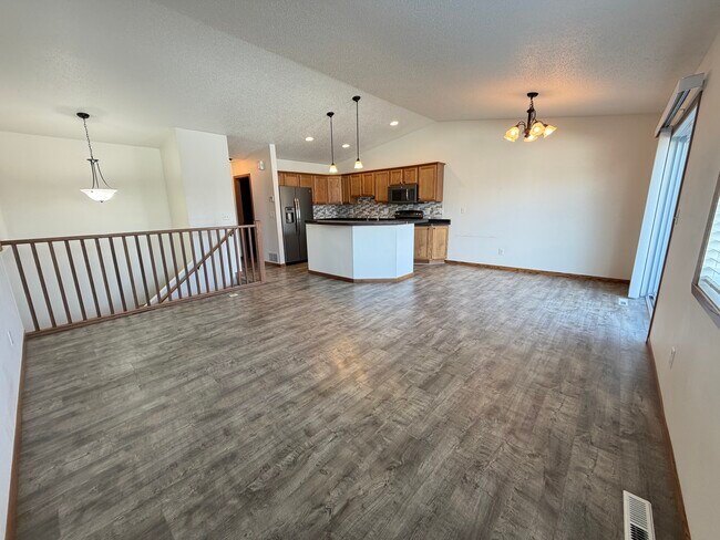 Foto del edificio - 2480 5th St W