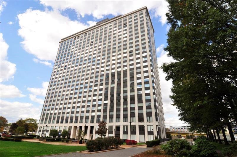Foto principal - 320 Fort Duquesne Blvd