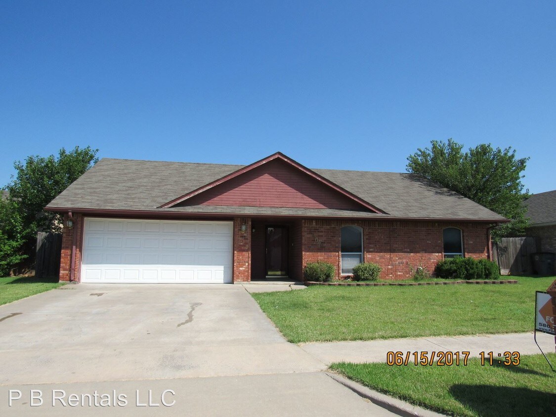 Primary Photo - 3 br, 2 bath House - 4407 SW Parkway Drive