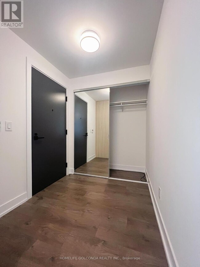 Building Photo - 25-925 Adra Grado Way