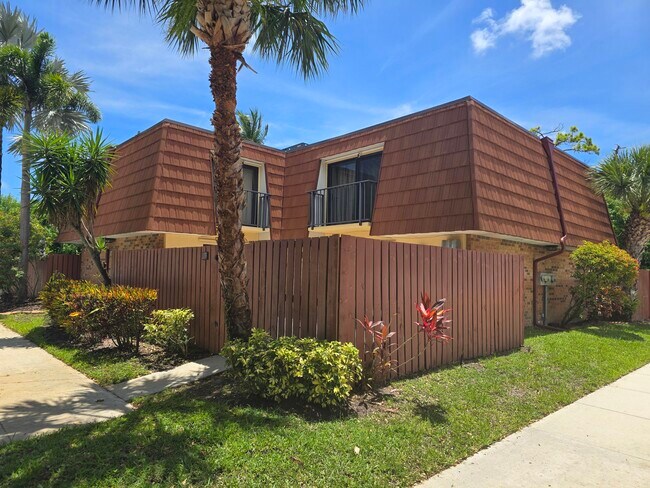 Foto del edificio - 1505 Augusta Cir